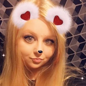 Meet your Posher, Alicia